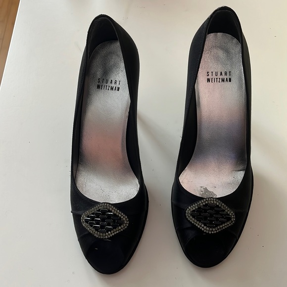 Stuart Weitzman black satin pumps with a diamond detailing - Picture 1 of 7